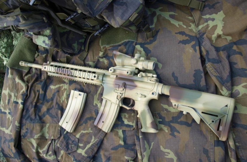 Camo egyedi KAC SR-15, 150 m/s, AirsoftGuns, E&C