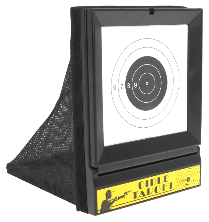 Frame on target with net, Well