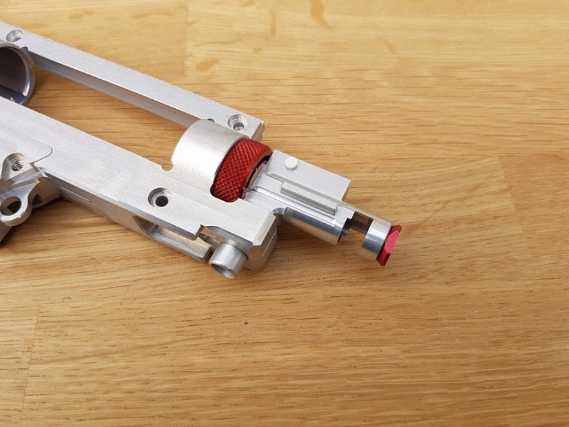 Gearbox v. 2, CNC, 8 mm, QSC, hop-up kamrával, Retro ARMS