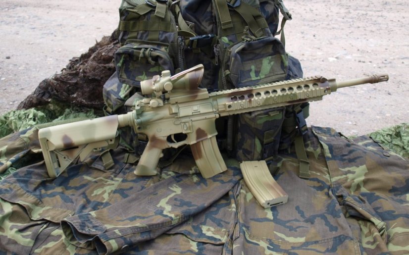 Camo egyedi KAC SR-15, 150 m/s, AirsoftGuns, E&C