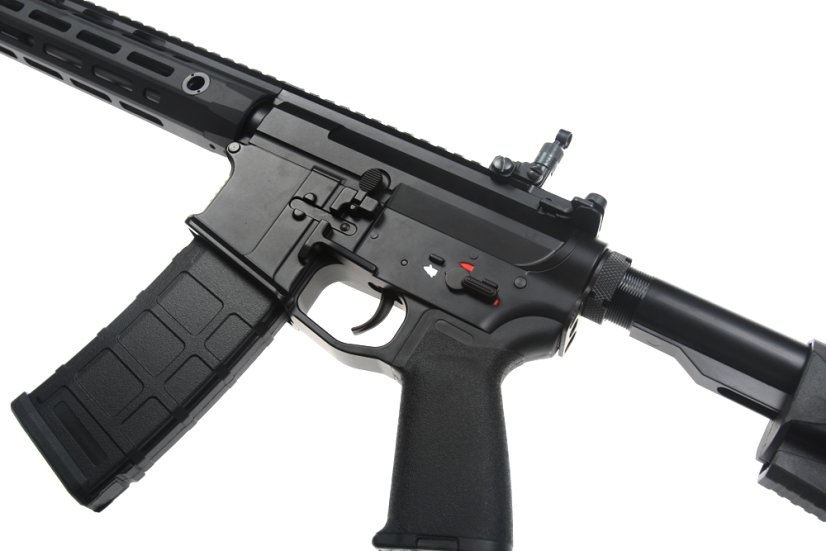AR15 URX4, M-LOK, 10,5 inch, negro, Cyma Platinum, CM.097B