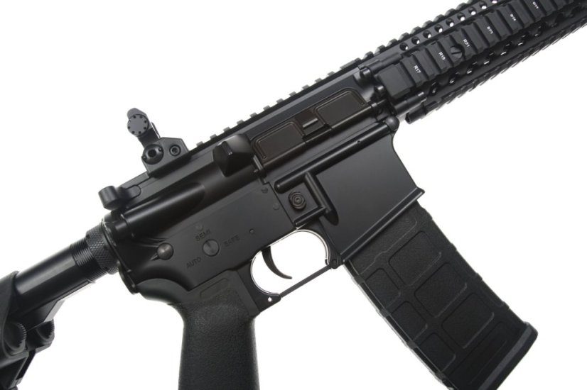 EMG Daniel Defense M4A1 RII, 12,5 inch, negro, Cyma Platinum, CM.105