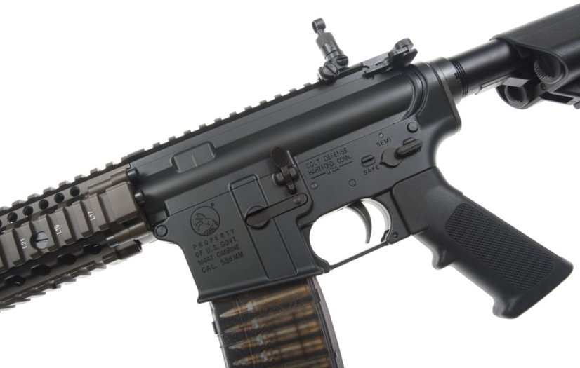 EMG Colt MK18 10.5 Inch Mod 1, DD RII, GBBR, Black/Brown Two Tone, Cyma CGS, COLT.1001