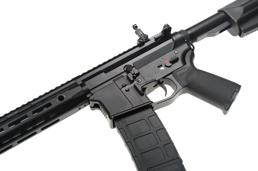 AR15 URX4, M-LOK, 16 inch, negro, Cyma Platinum, CM.097