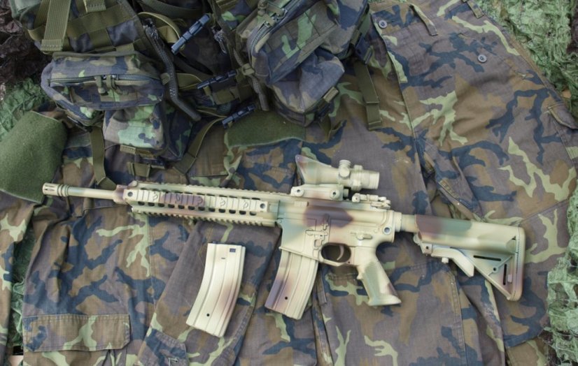 Camo egyedi KAC SR-15, 150 m/s, AirsoftGuns, E&C
