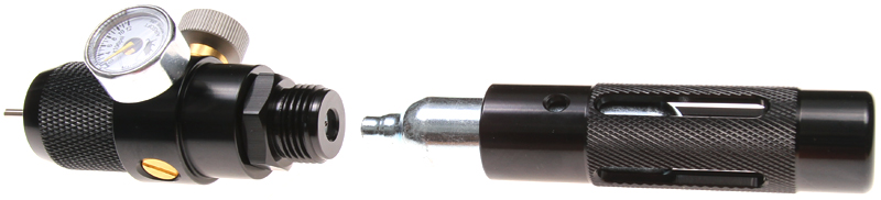 Charger with pressure gauge (12g CO2 adapter), MadBull