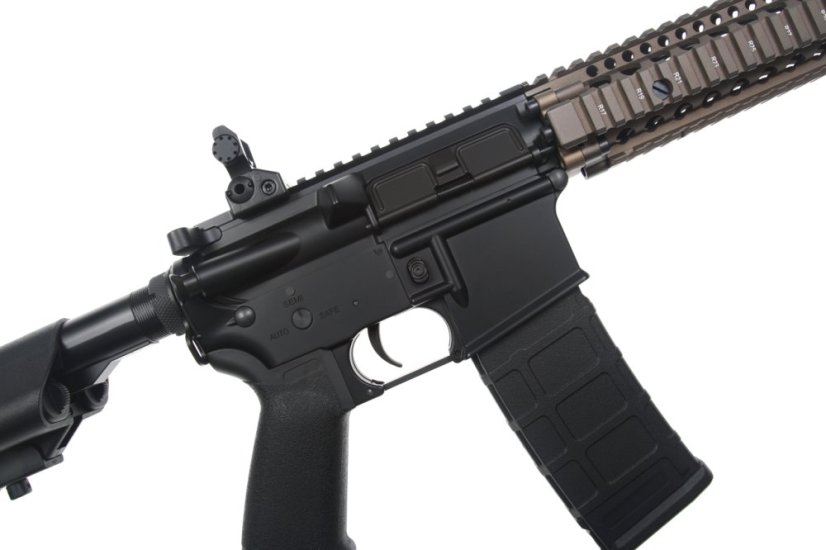 EMG Daniel Defense MK18 RII, 10.3 Inch, Black/FDE Two Tone, Cyma Platinum, CM.105