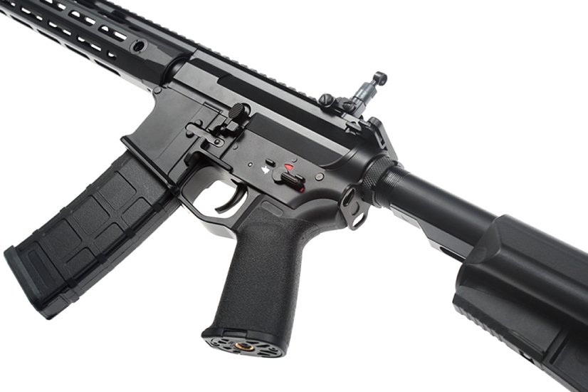 AR15 URX4, M-LOK, 16 inch, negro, Cyma Platinum, CM.097