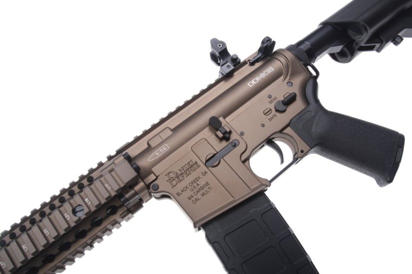 EMG Daniel Defense MK18 RII, 10,3 inch, FDE, Cyma Platinum, CM.105