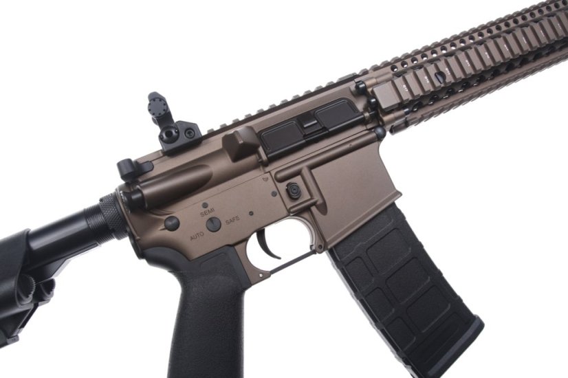 EMG Daniel Defense M4A1 RII, 12,5 inch, FDE, Cyma Platinum, CM.105