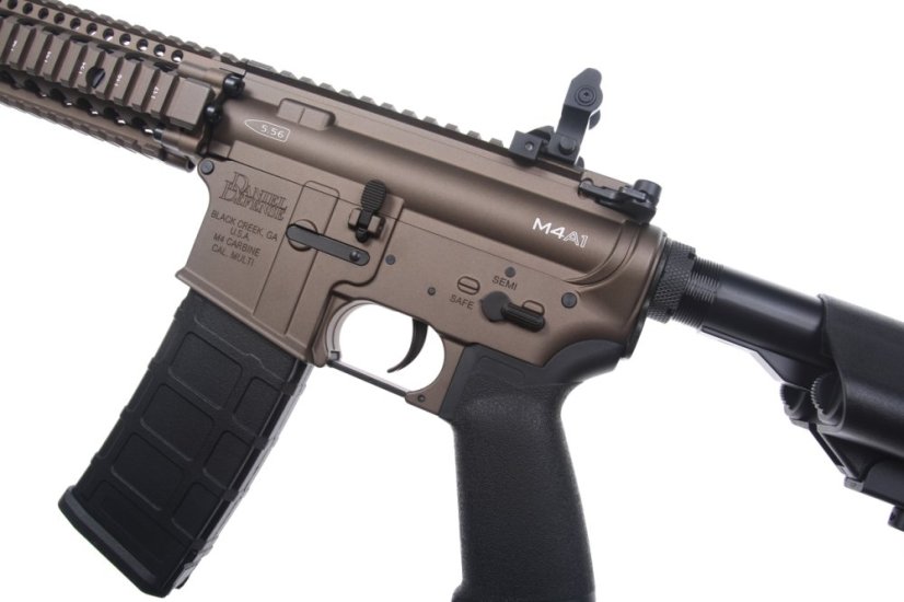 EMG Daniel Defense M4A1 RII, 12,5 inch, FDE, Cyma Platinum, CM.105